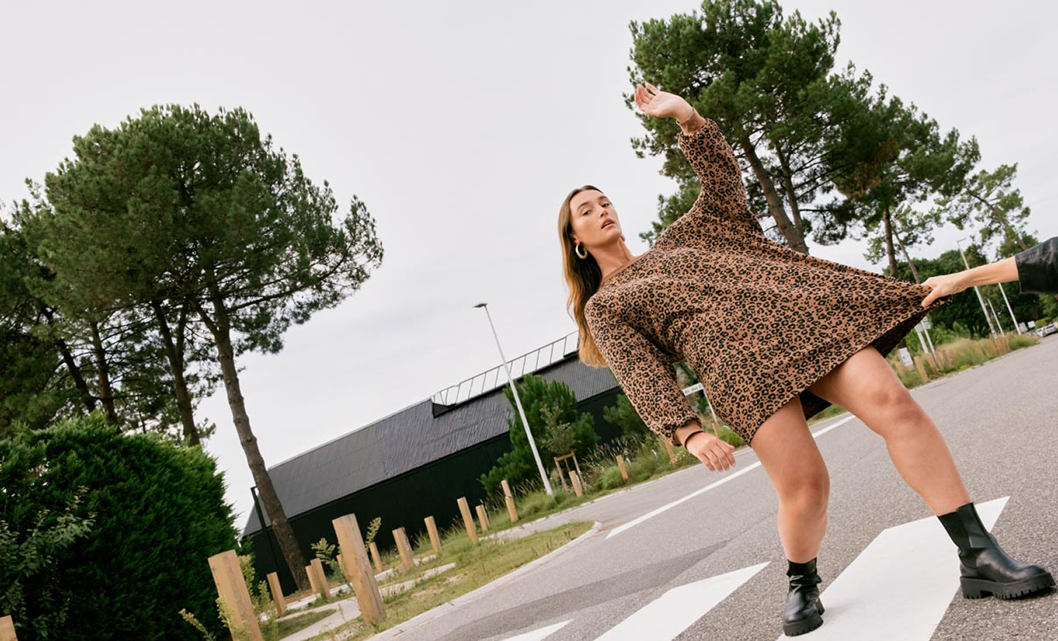 We Are Jolies — Ads produit